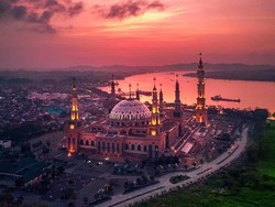 4 Masjid Indonesia Terbesar di Asia Tenggara