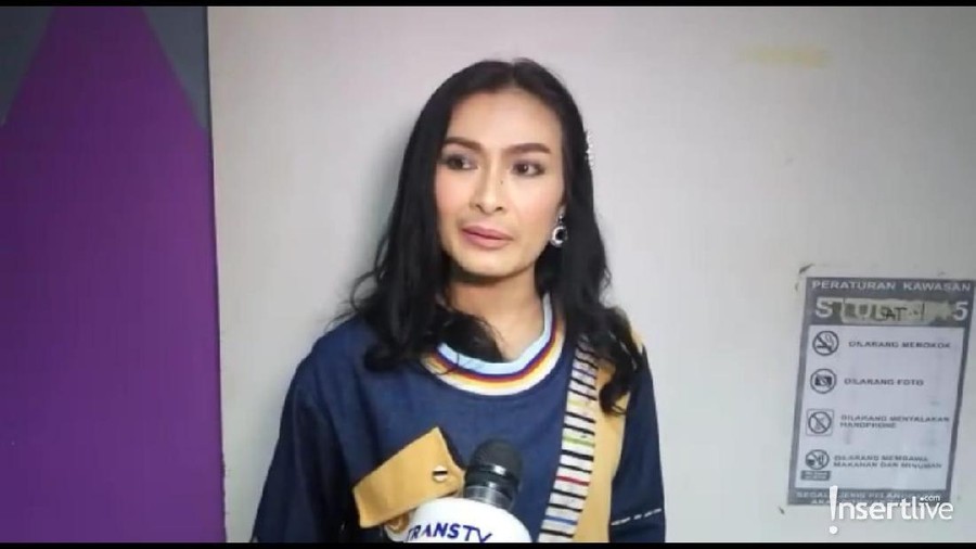 Tanggapan Iis Dahlia soal kasus Kriss Hatta & Hilda Vitria.