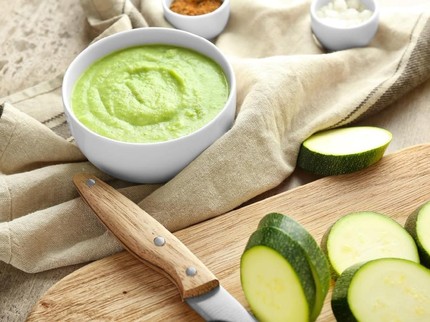 Puree Zucchini, Kentang, dan Bayam, MPASI Mudik Tinggi Antioksidan