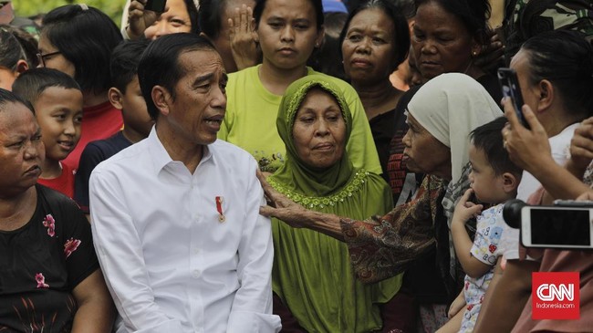 Sejumlah peneliti menimbang-timbang kekuatan dan kemungkinan Jokowi bakal menjadi king maker untuk Pilpres 2024.