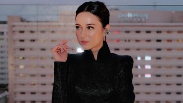 img-title Julie Estelle Akan Lamaran?
