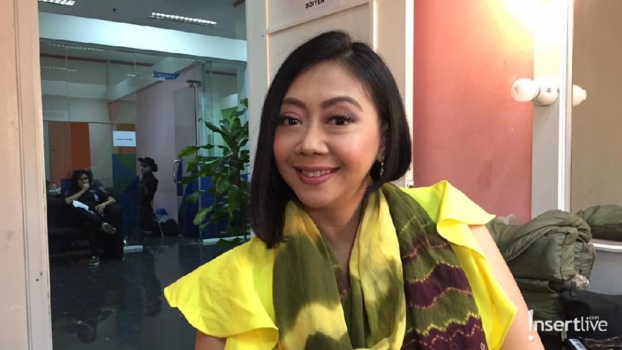 Asri Welas dukung penuh putra sulungnya, Rajwa Gilbram Ridha Rahardja.