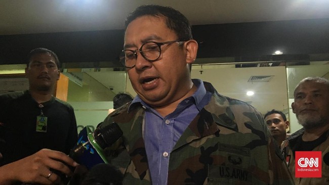 Anggota Komisi I DPR Fadli Zon menilai apabila Jokowi memilih perwira dari TNI AL sebagai Panglima TNI AL setelah Andika pensiun merupakan hal yang baik.