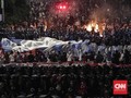 Bawaslu Rusuh, Gas Air Mata Petugas Dibalas Petasan Massa