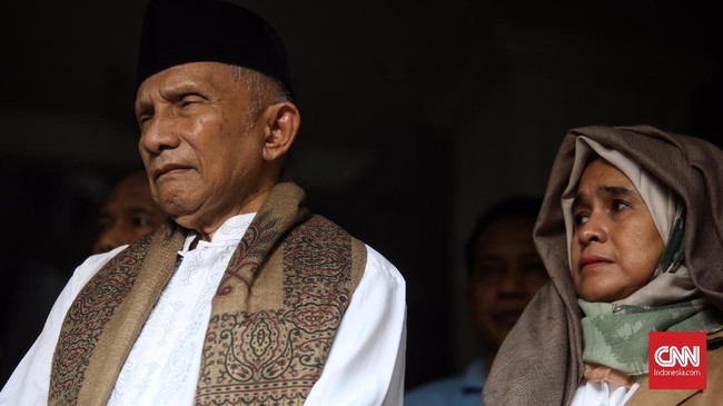 Amien Rais resmi mendeklarasikan Partai Ummat di Yogyakarta bertepatan dengan 17 Ramadhan 1442 Hijriah, Kamis (29/4).