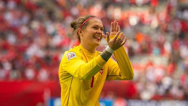 Kerusuhan Mei 1998 tidak hanya menjadi memori kelam bagi masyarakat Indonesia, tetapi juga penjaga gawang timnas sepak bola putri Kanada, Erin McLeod.