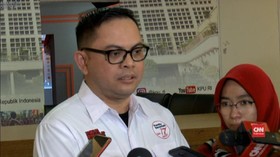 VIDEO: KPU Tetap Buka Pelayanan