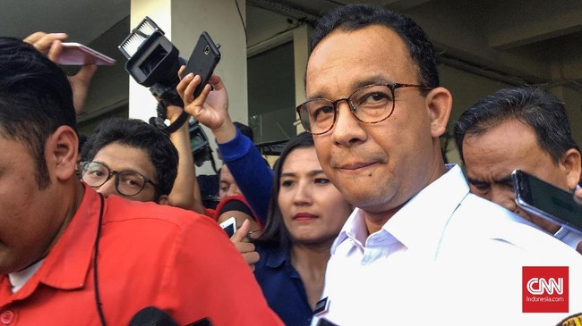 Anies Persilakan Warga Luar Jakarta Mengadu Nasib di Ibu Kota Pemprov DKI sudah sejak tahun lalu menghentikan operasi yustisi bagi warga pendatang baru, sehingga orang-orang dari luar Jakarta bisa mengadu nasib di Ibukota.
