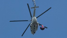 Helikopter Pengangkut Pekerja Tower BTS Ditembak di Papua