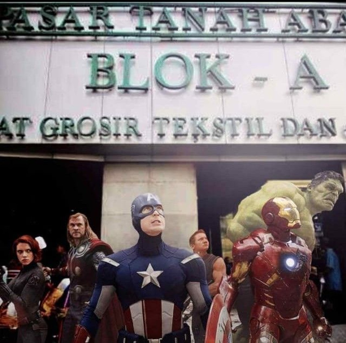 Berikut ini sejumlah meme kocak yang tersebar di internet menyikapi aksi 22 Mei terkait penolakan hasil rekapitulasi perhitungan suara pemilihan presiden 2019&period;