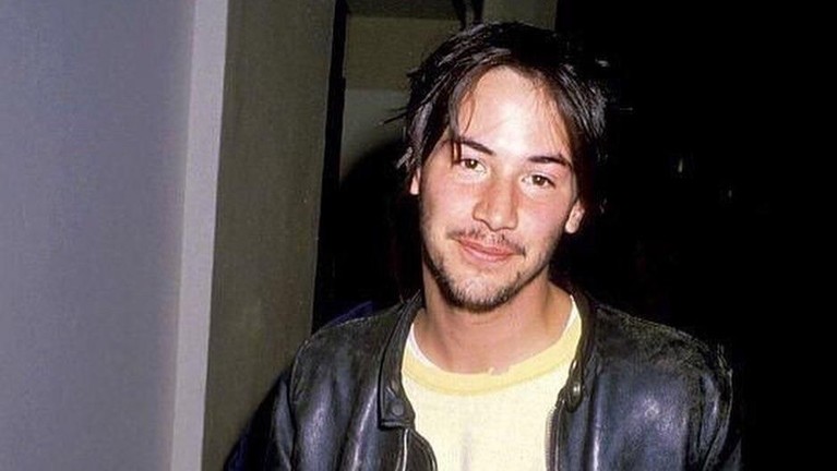 Pesona John Wick dari Masa ke Masa Pesona pemeran John Wick ini mampu menyihir para wanita karena ketampanannya dari masa ke masa yang tidak berubah.
