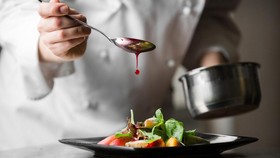 Cerita Chef Pribadi Jamu Paus Fransiskus Selama di Indonesia