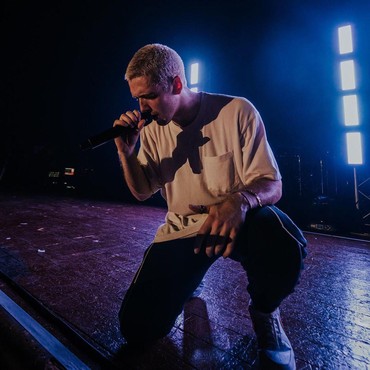 Lirik Lagu Sims - Lauv