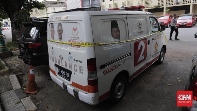 Polda Metro Jaya akan memanggil Komisaris PT Arsari terkait ambulans berlogo Gerindra yang membawa batu-batu diduga untuk digunakan saat aksi unjuk rasa 22 Mei.