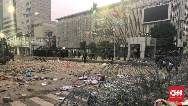 Pemprov DKI Mulai Hitung Kerugian Akibat Kerusuhan 22 Mei Pemerintah Provinsi DKI Jakarta mengaku tengah menghitung kerugian yang timbul akibat kerusuhan pada 21-22 Mei lalu.