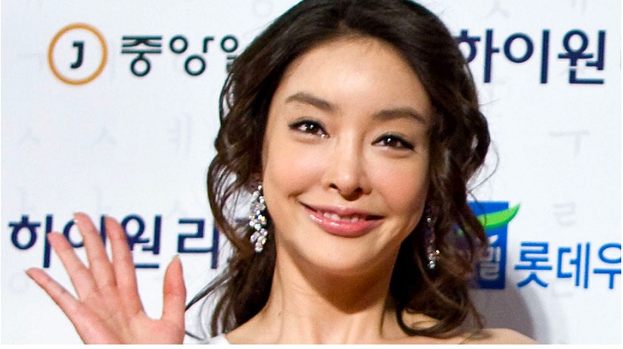 Alasan di balik Jang Ja Yeon bunuh diri belum terungkap.