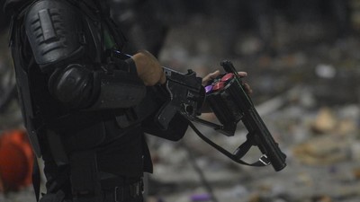 Polisi Gorontalo Tertembak Senjata Pelontar Gas Air Mata di Asrama
