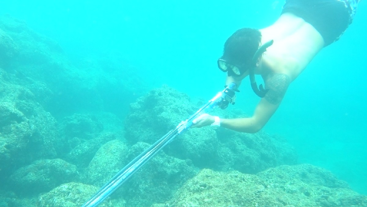 Keseruan Vincent Verhaag dan Jeremiah Lakhwani menelusuri indahnya provinsi Sumatera Barat di My Trip My Advanture&period;