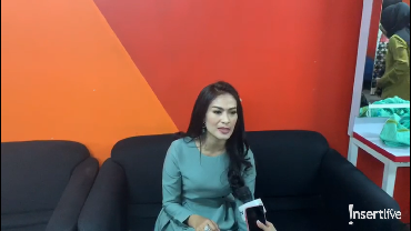 img-title Uang Ratusan Juta Raib, Iis Dahlia Malah di PHP Pihak Hotel