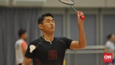 FOTO: Pemain Indonesia Mendadak Kidal di Piala Sudirman Para pemain Indonesia menggunakan tangan kidal saat mengisi waktu senggang sebelum sesi latihan jelang pertandingan Piala Sudirman 2019.