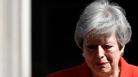 Theresa May Hari Ini Resmi Mengundurkan Diri