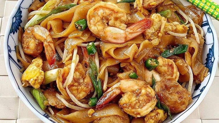 kwetiau goreng