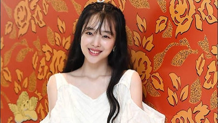 Sejak keluar dari f(x), Sulli seakan tak pernah berhenti membuat skandal. Lalu apa saja alasan Sulli memiliki banyak haters? Berikut Insertlive sajikan.