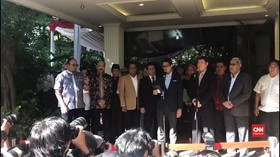 VIDEO: Prabowo-Sandi Gugat Hasil Pilpres ke MK Malam Ini