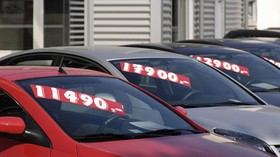 Cara Mengecek Mesin Mobil Bekas Sebelum Membeli