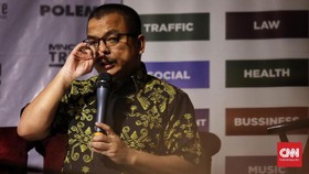 Denny Indrayana dan Almas Putra Boyamin Saling Gugat ke Pengadilan