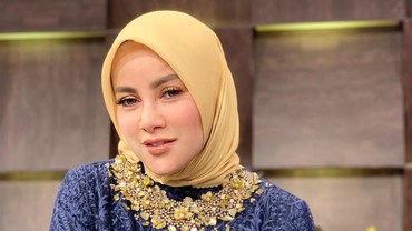 img-title Unggah Insta Story soal Pertemanan, Olla Ramlan Sindir Siapa?