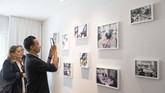 FOTO: Saksi Kemesraan Lennon-Ono 50 Tahun Silam Hotel The Queen Elizabeth menggelar pameran soal John Lennon dan Yoko Ono yang sempat menghabiskan waktunya di lokasi ini untuk berbagai kegiatan.