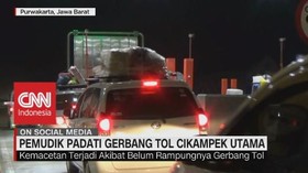 VIDEO: Pemudik Mulai Padati Gerbang Tol Cikampek Utama