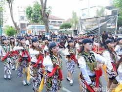 Mengenal Jathilan: Asal-usul, Makna hingga Gerakannya