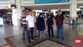 Polisi Amankan Polwan Diduga Radikal di Bandara Juanda