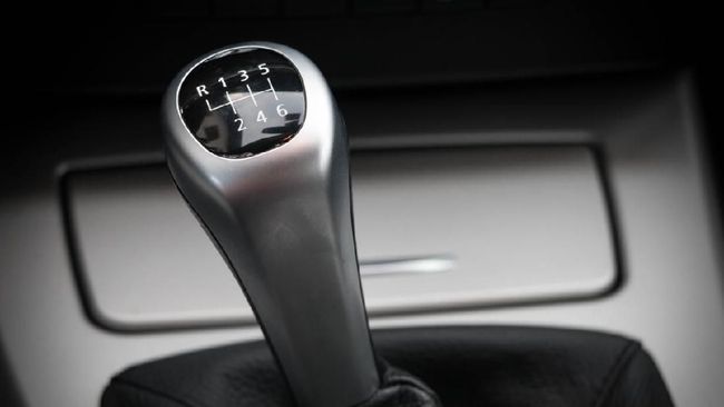 Daftar Merek Mobil di Indonesia yang Tidak Lagi Jual Manual Mazda merupakan merek terbaru yang memutuskan berhenti menjual transmisi manual.