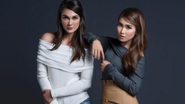 img-title Sempat Musuhan, Luna Maya dan Ayu Ting Ting Akhirnya Akur