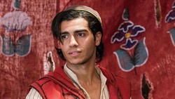 7 Pesona Mena Massoud Pemeran Aladdin