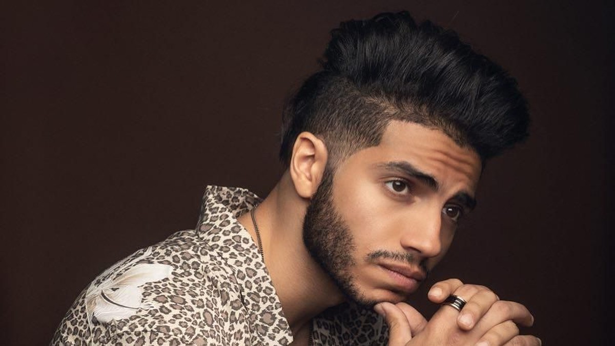 Film Aladdin menjadi ajang nostalgia bagi banyak penggemar kartunnya&period; Berikut ini 7 potret aktor Mena Massoud yang berperan sebagai Aladdin&period;