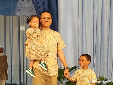 Tips Pilih Baju Seragam Keluarga agar Anak Nyaman Saat Lebaran