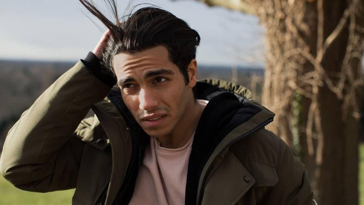 Film Aladdin menjadi ajang nostalgia bagi banyak penggemar kartunnya&period; Berikut ini 7 potret aktor Mena Massoud yang berperan sebagai Aladdin&period;