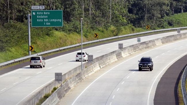 Perjalanan dari Bakauheni, Lampung ke Palembang akan melalui beberapa gerbang tol. Berikut tarif tol Bakauheni-Palembang 2025 untuk semua golongan kendaraan.