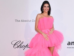 Gara-gara Salah Cuci Muka, Kendall Jenner Diprotes Penggemar