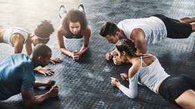 Wanita Asal Kanada Pecahkan Rekor Plank 4 Jam 20 Menit