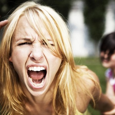 Galak & Suka Marah-marah, 4 Zodiak Ini Ternyata Tipe Istri Ideal