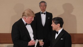 Trump Jadi Pemimpin Pertama yang Bertemu Kaisar Baru Jepang