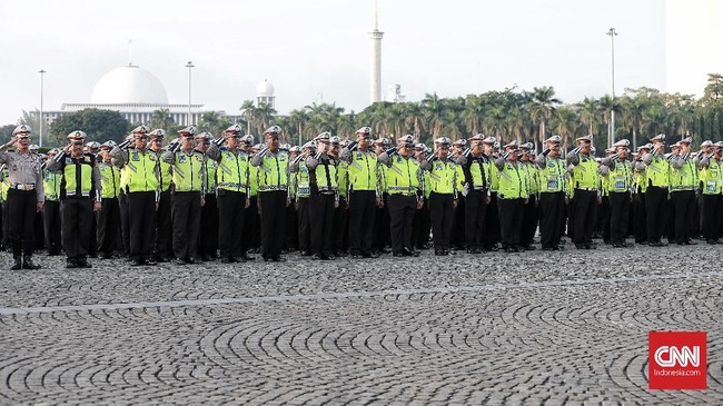 Personel ditempatkan di 26 objek pengamanan seperti di JCC Senayan, Hotel Fairmont, Hotel Mulia, dan beberapa lokasi lainnya hingga Kamis mendatang.