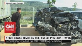 VIDEO: Kecelakaan di Jalan Tol, 4 Pemudik Tewas