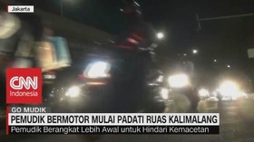 VIDEO: Pemudik Bermotor Mulai Padati Ruas Kalimalang
