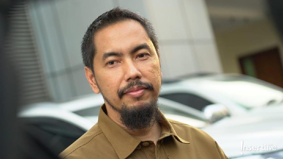 Libur Lebaran Cuma ke Bali, Sunan Kalijaga: Luar Negeri Bosen Meski kaya raya, Sunan Kalijaga hanya memilih Bali untuk tempat berliburnya saat lebaran.